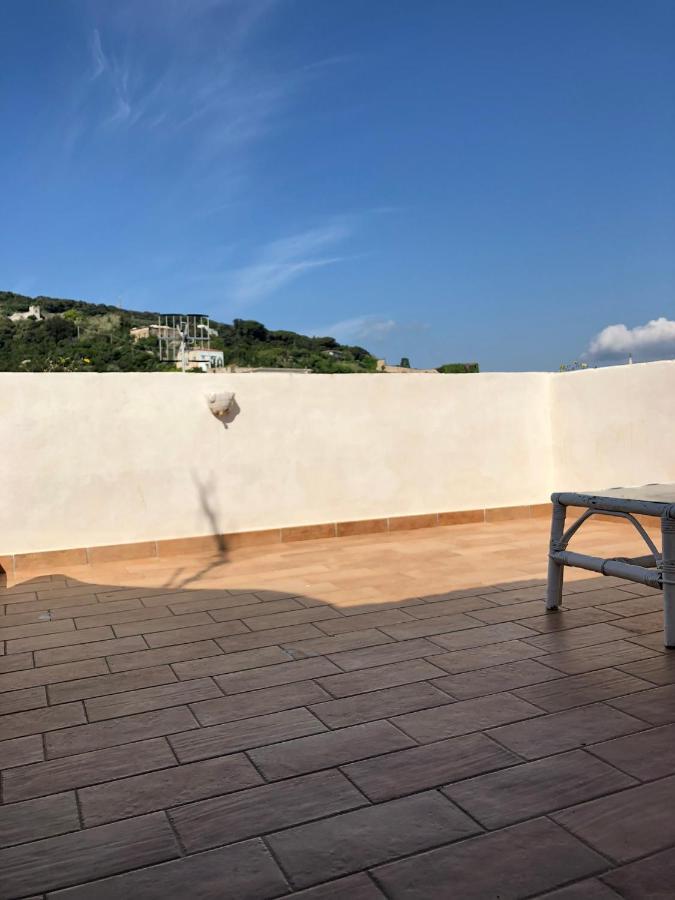 Il Vecchio E Il Mare Bed & Breakfast กาเอตา ภายนอก รูปภาพ