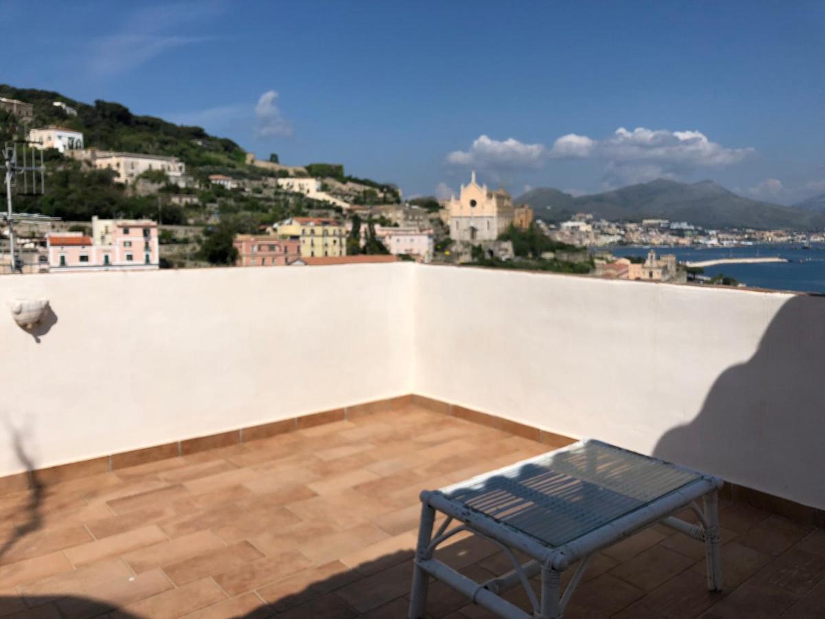 Il Vecchio E Il Mare Bed & Breakfast กาเอตา ภายนอก รูปภาพ
